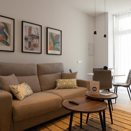Dorm4You Arena Plaza Valencia Bagian luar foto